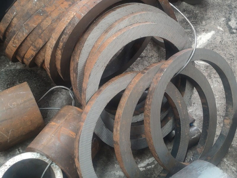 云梦42CrMo无缝钢管切割